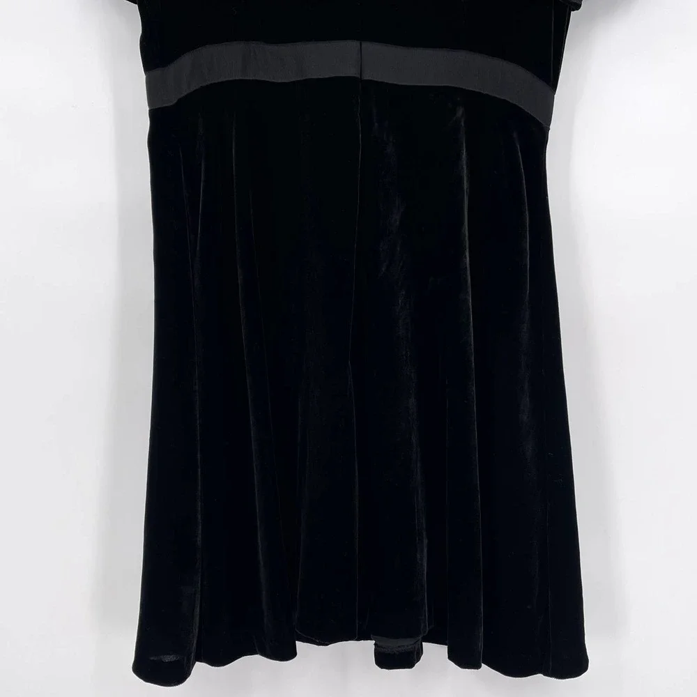 ANN TAYLOR Velvet Short Sleeve V-neck Dress Black 8 NWT - Picture 13 of 14